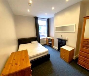 6 Bedroom Terraced To Let - Photo 5