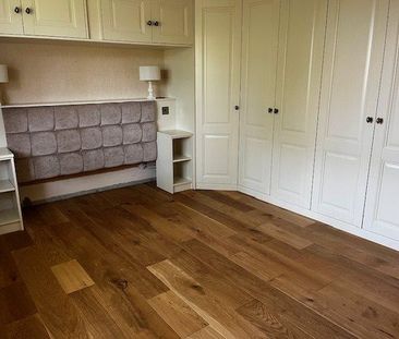 2 bedroom maisonette to rent - Photo 2