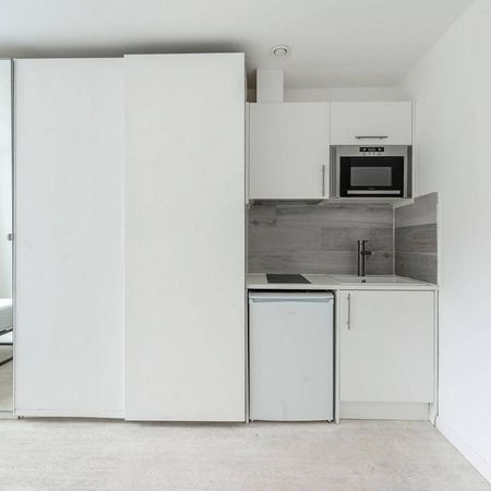 Studio to rent - Photo 4