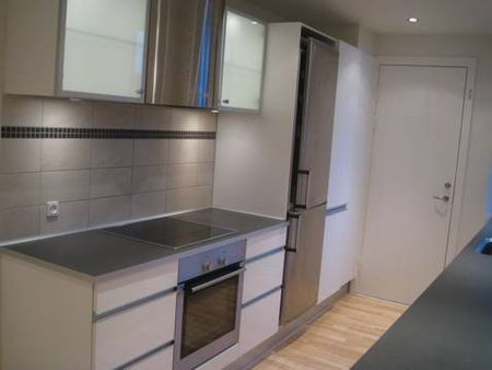 Moderne lejlighed med skøn atmosfære i Odense C - Photo 4