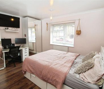 2 bedroom maisonette to rent - Photo 3