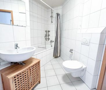 Helle 1,5-ZKB Wohnung mit Balkon - Photo 2