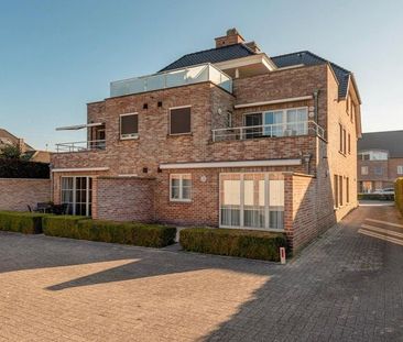 Ruim gelijkvloers appartement met 2 slaapkamers en garage - Foto 3