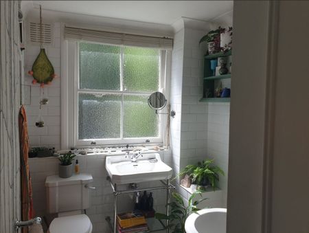 2 Bed Flat, Grosvenor Park, SE5 - Photo 5