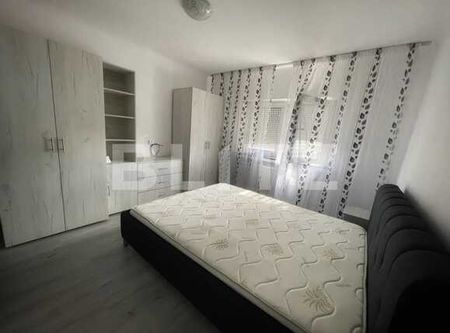 Apartament 3 camere, 73 mp, decomandat, zona 1 Mai - Fotografie 4