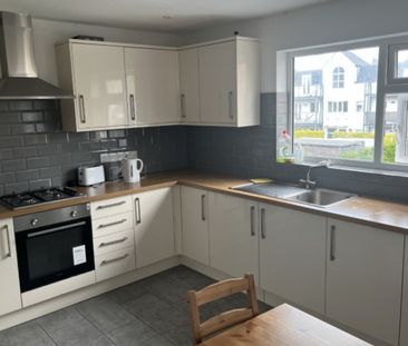 1 bed Room in Shared House - To Let - Photo 1