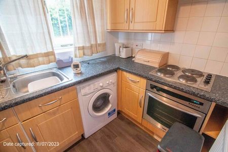 136 Flat D Lawrence Street - Photo 4