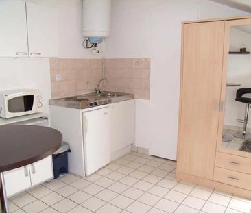 Location Appartement 1 pièce 10m² VALENCE 26000 - Photo 2