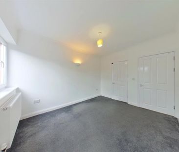 2 bedroom ground floor flat to rent - Photo 4
