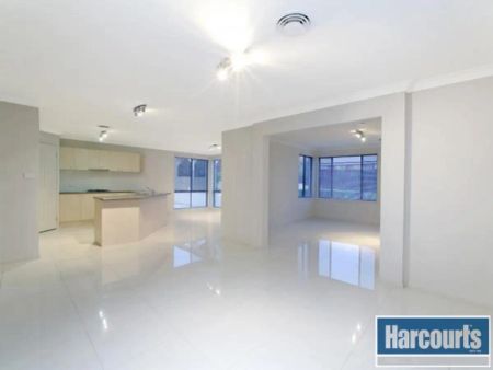 “Spacious Family Home” - Photo 5