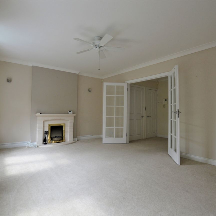 Portarlington Close, Bournemouth, Dorset, BH4 - Photo 1