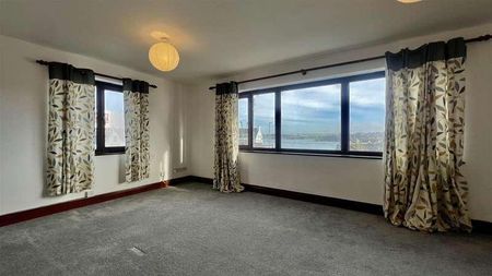 Fore Street, Newquay, TR7 - Photo 2