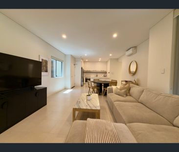 11/125 Richmond Street, Leederville, WA 6007 - Photo 2