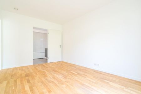location Appartement T2 DE 45m² À VILLIERS SUR MARNE - Photo 3