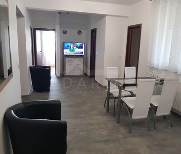 Închiriază Apartament 4 camere 1848 - Fotografie 2