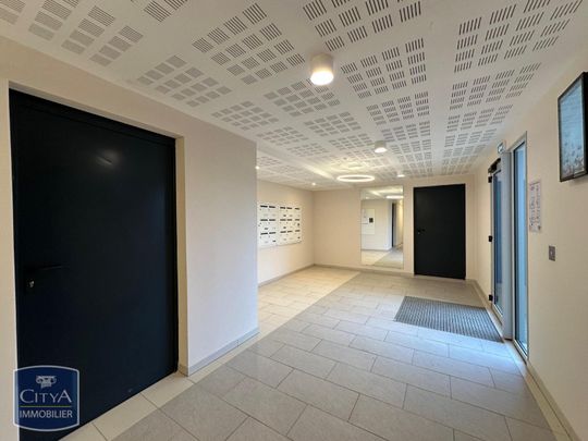 Location Appartement 2 pièces 45m² LA RICHE 37520 - Photo 1