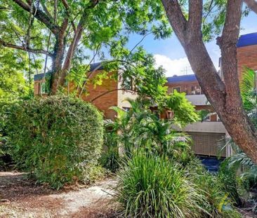 Budget accommodation close to University of Qld and a world of conv... - Photo 5