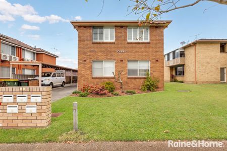 1 Bedroom Unit in Great Location - Photo 5