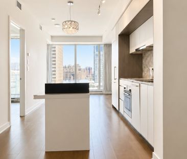 1188 Rue St Antoine O. Montréal (Ville-Marie), QC H3C - Photo 2