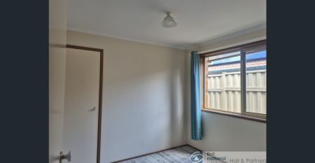 3 bedroom home in a great location - Photo 5