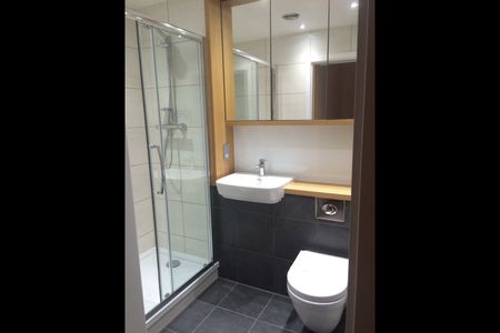 2 Bed Flat, Station Road, SE13 - Photo 5