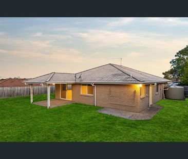 5 McGuigan Court, Goodna, Qld 4300 - Photo 3