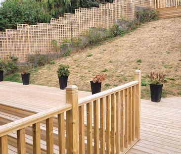 6 bedroom detached house to rent - Photo 3