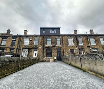 Slaithwaite Road, Dewsbury - Photo 3