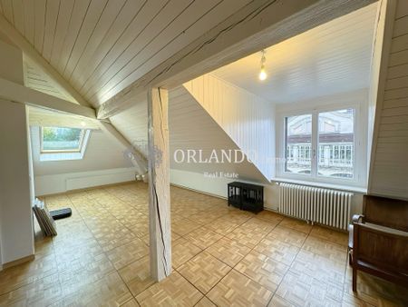 Reprise de bail Bel appartement de 5 pièces en attique avec poutres apparentes - Photo 2