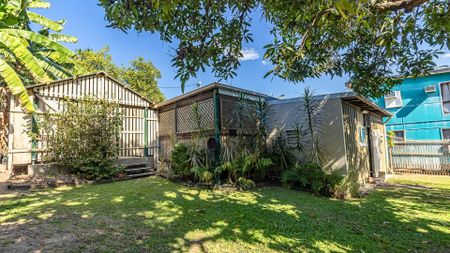 24 Greenslade Street, West End - Photo 4