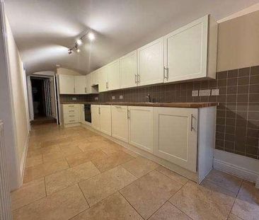 Basement Flat, Abbotsfield, Abbey Road, Malvern, WR14 - Photo 5