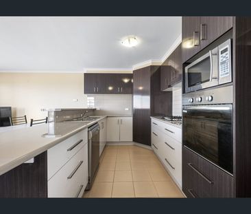 3 Bedroom Townhouse - Fully Furnished or Unfurnished - Photo 5