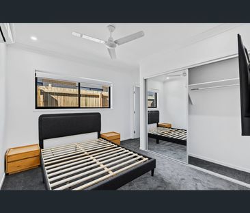 3/6 Durban Lane, Redbank Plains, Qld 4301 - Photo 2
