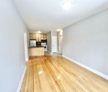 For Lease - 100 Twenty Fifth Street Unit# 8, Toronto, Ontario - Photo 2