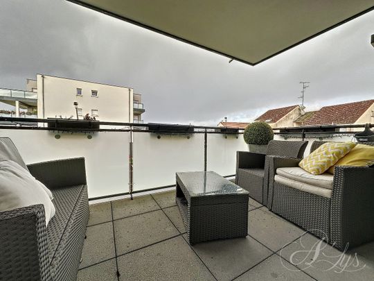MANOM – Appartement 2 pièces – Une chambre – Terrasse – Une de place parking intérieur et extérieur - Photo 1