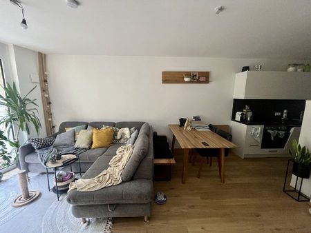 Gemütliche und moderne 2-Zimmer-Wohnung mit Balkon - Photo 3