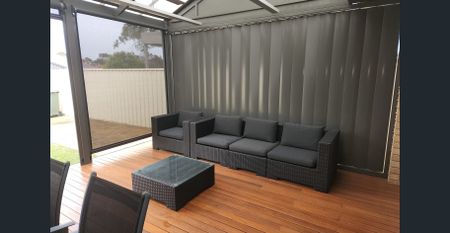 Modern Style Courtyard - Conveniently Located - Photo 5