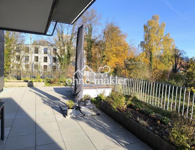 Exklusive, stilvolle 4-Zimmer-Wohnung mit zwei großen Dachterrassen - Foto 1