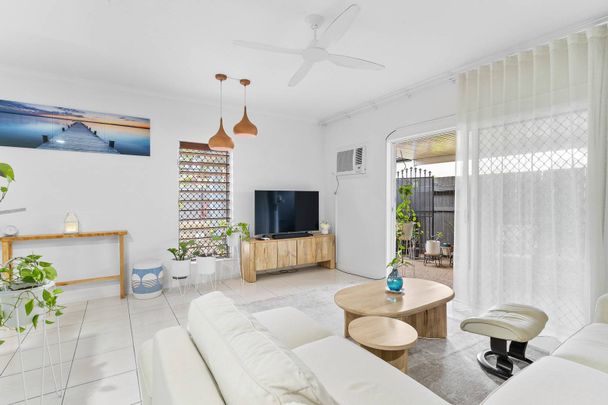 TRENDY TOWNHOUSE IN A1 LOCATION! - Photo 1