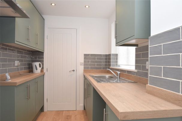 4 bed terraced house to rent in Clark Street, Scarborough, YO12 - Photo 1