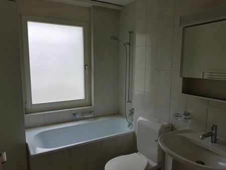 Grosszügige 3.5-Zimmerwohnung im Zentrum von Glattfelden - Foto 2