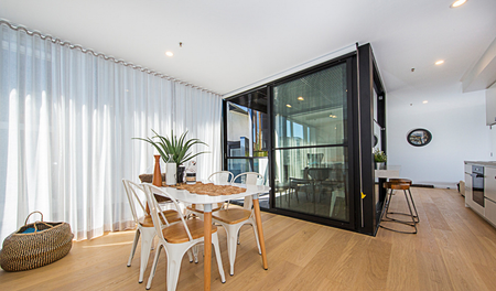 Fully Furnished High-end Living on Lonsdale! - Photo 4