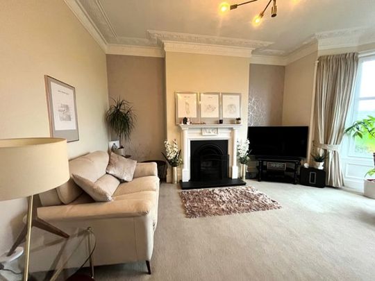 33 Cromwell Road, AB15 4UQ, Aberdeen - Photo 1