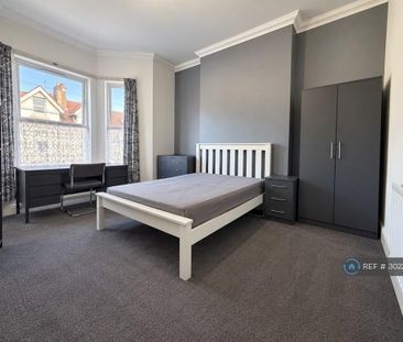 1 bedroom in a house share to rent - Photo 5