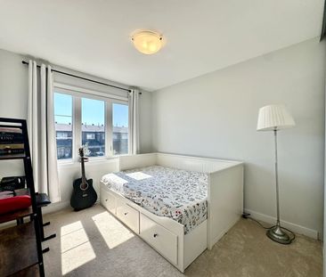 For Lease - 63 Gardenpost Terrace, Orleans - Cumberland and Area, O... - Photo 5