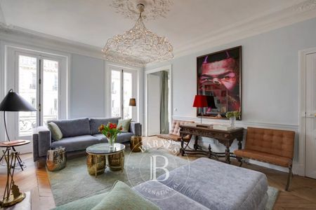 Tout savoir sur cet appartement dans le quartier Enfants Rouges, à Paris 3ème - Photo 2