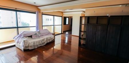 Apartamento para alugar com 160m², 4 quartos e 4 vagas - Foto 2