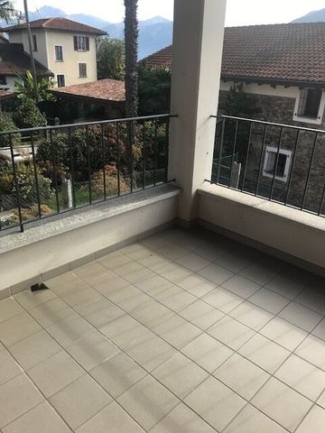 MINUSIO, WE RENT A BEAUTIFUL 3-ROOM APARTMENT WITH LAKE VIEW - Photo 4