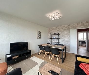 Location Appartement 5 pièces 88m² - Photo 2