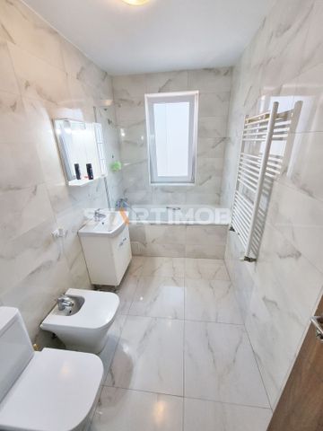 Apartament 2 camere nemobilat bloc tip vila - Fotografie 4